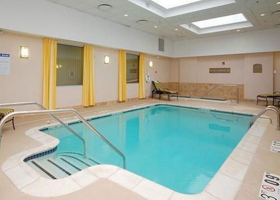 Clarion Hotel & Suites Hamden-New Haven Zewnętrze zdjęcie